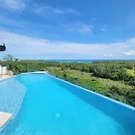 Hermosa Vista Al Mar Y Al Manglar